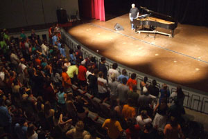 241077916_37aa7dcf71